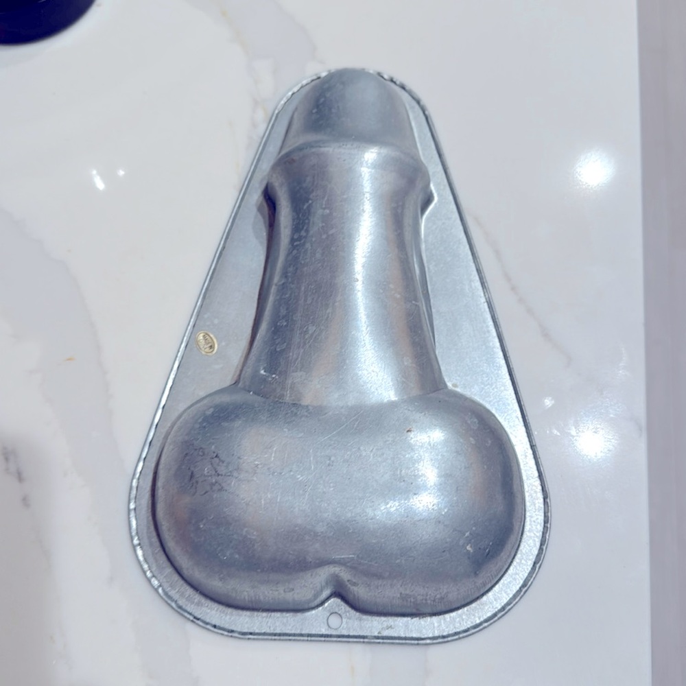 Penis mold baking/jello pan